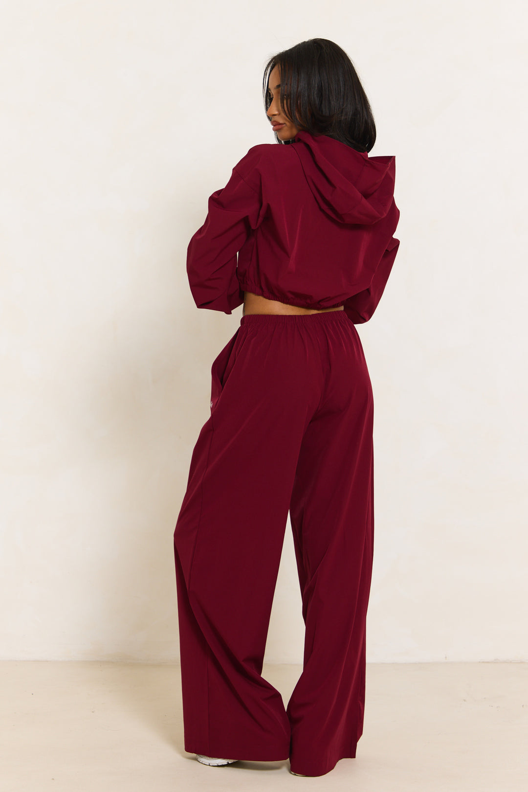 #color_garnet
